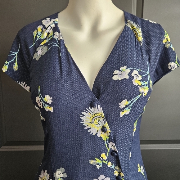 Free People Lost In You Midi Dress Button Up High Low Floral Navy Size XS - Picture 5 of 14